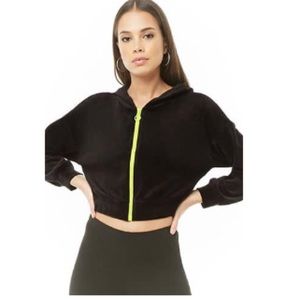 Forever 21 cropped hoodie🌛